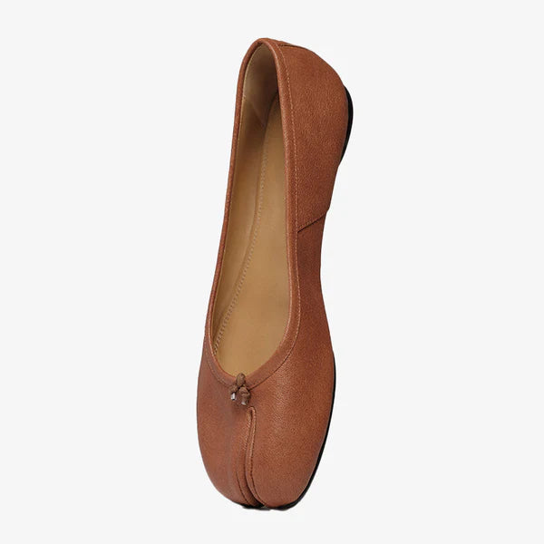 Camel Split-toe Leather Ballerina Flats