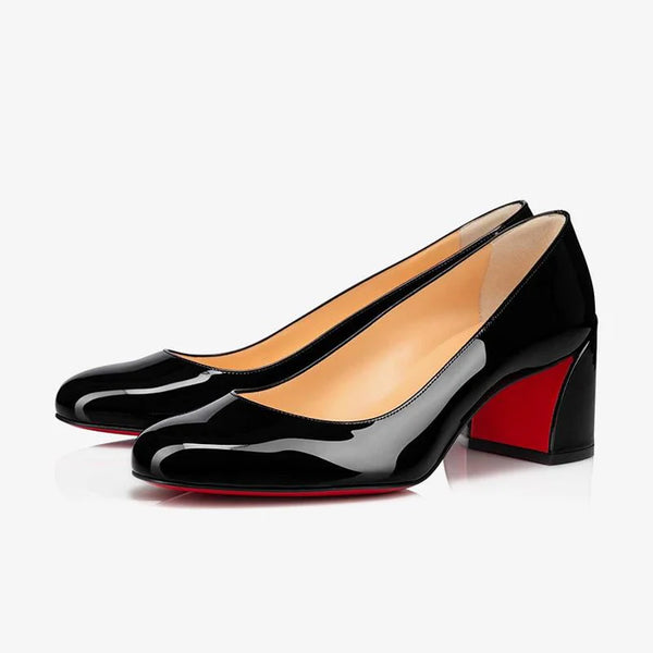 Eye-catching Black Calfskin Pumps