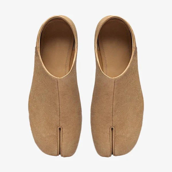 Soft Leather Split-Toe Shoes
